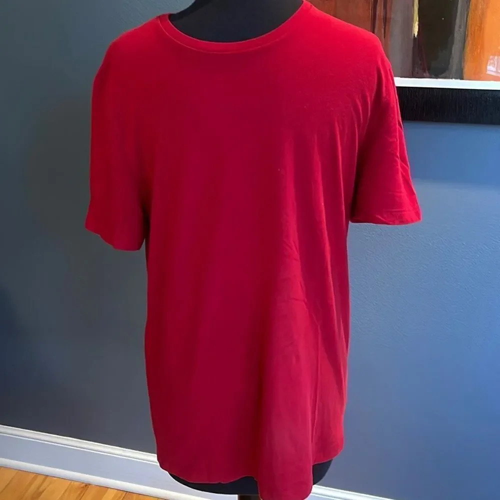 Z Goodfellow & Co red crewneck short sleeve Lyndale tee. Medium.